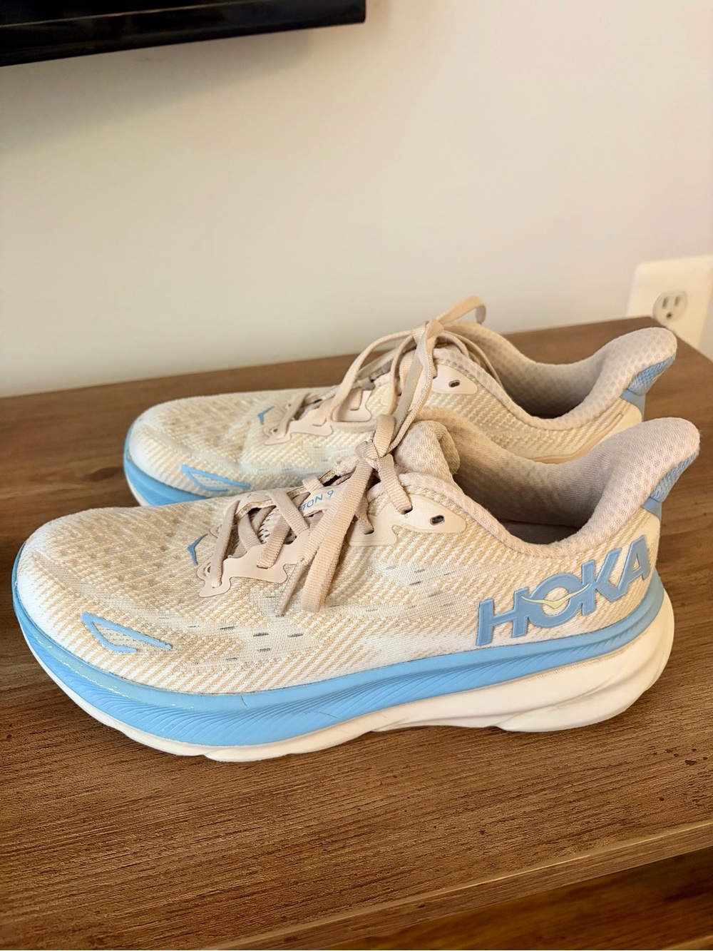 Hoka Clifton 9 Women's Athletic Sneakers in Beige and Light Blue